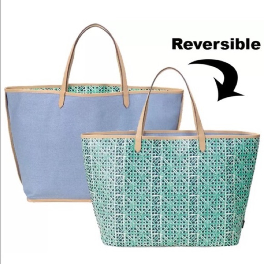 Reversible Voyage Tote - Mint Chambray